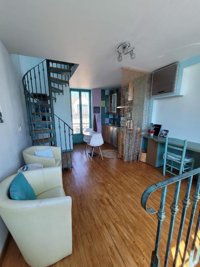 Gite Milly - 2 Studios En Coeur De Ville Zewnętrze zdjęcie