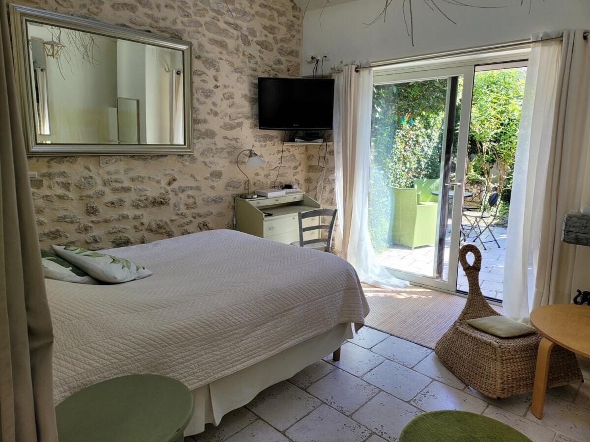 Gite Milly - 2 Studios En Coeur De Ville Pokój zdjęcie